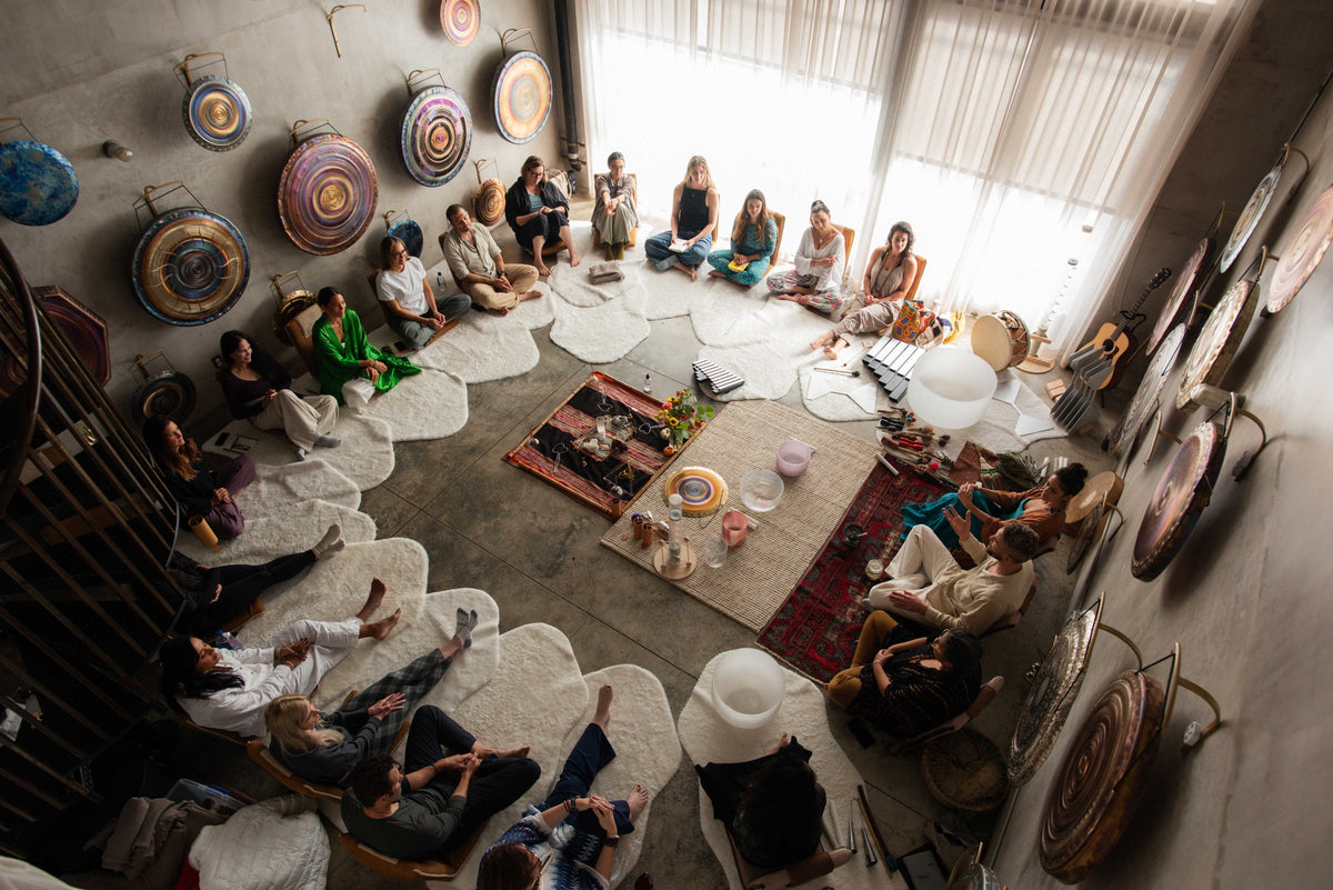A training circle surrounded by gongs in the OSO Sound Healing studio