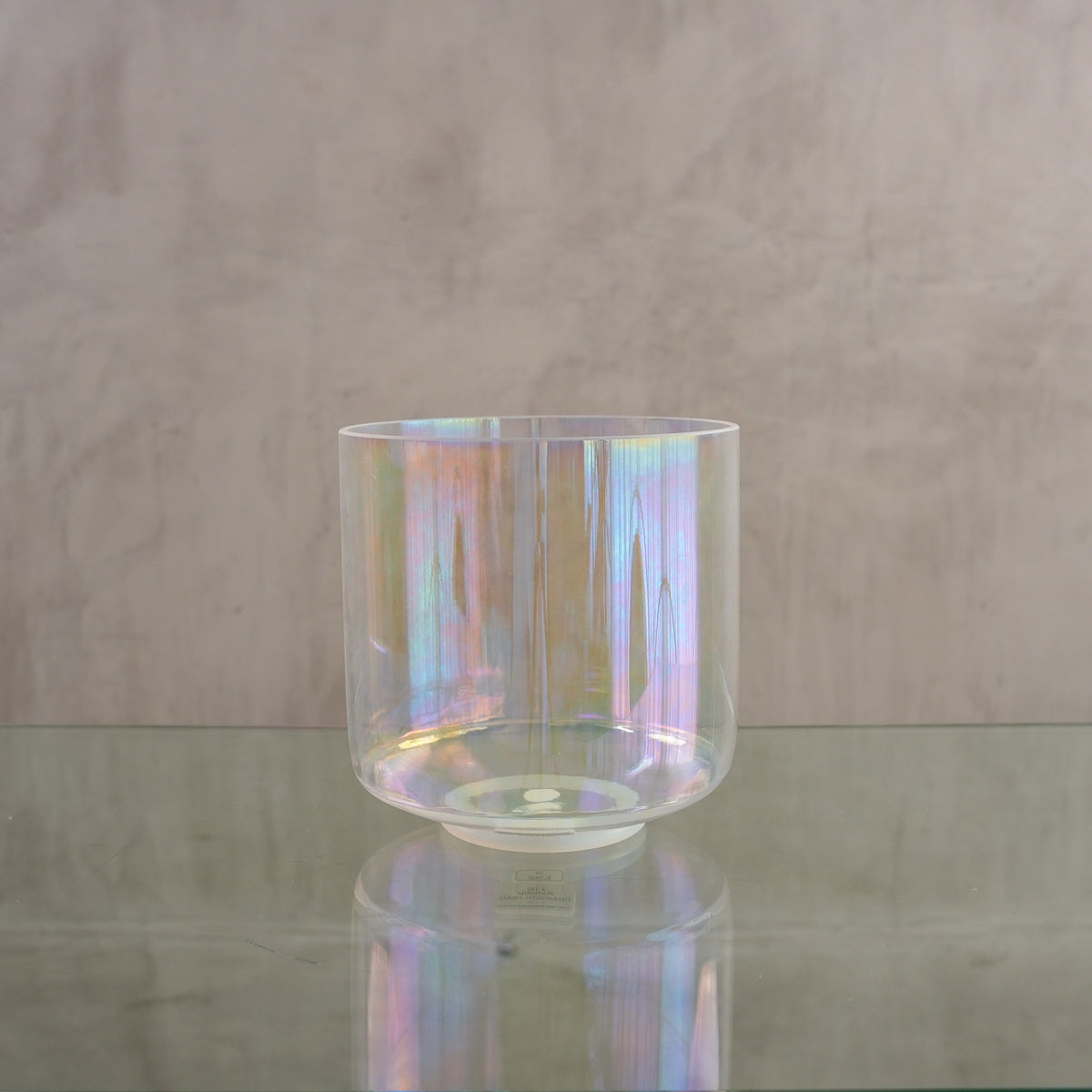 Crystal singing bowl 106832, upright view