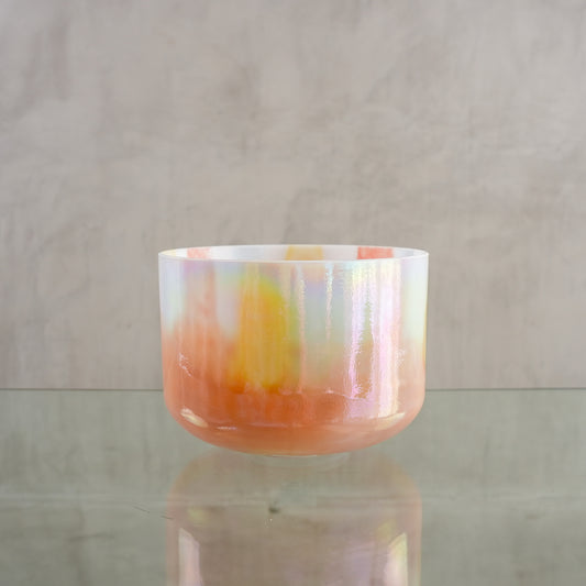 Crystal singing bowl 127724, upright view