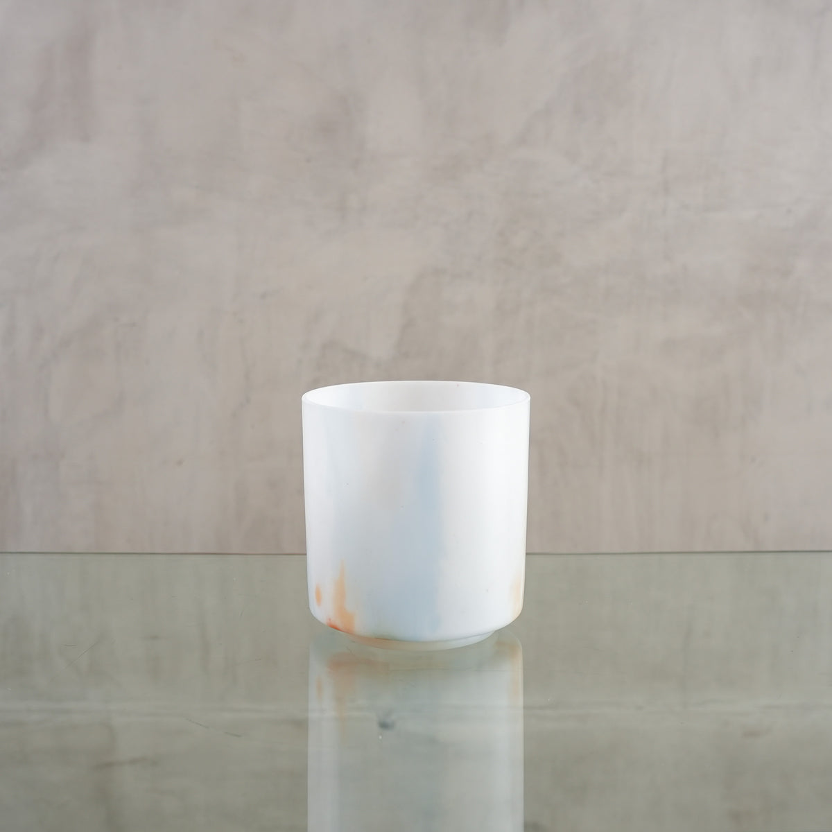 Crystal singing bowl 136347, upright view