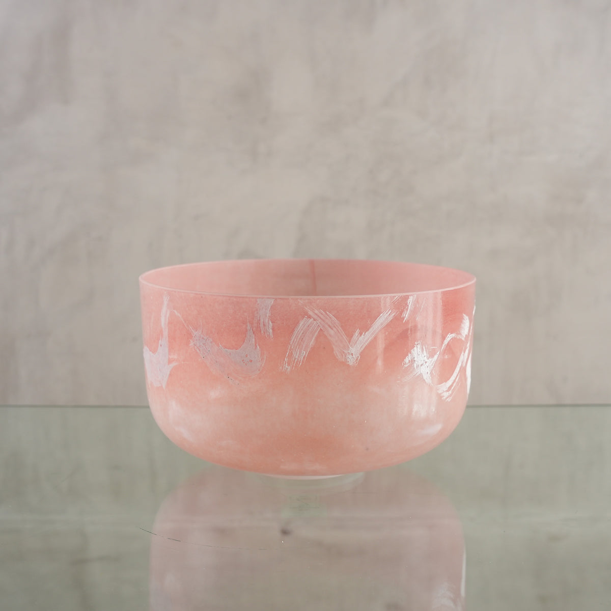 Crystal singing bowl 145286, upright view