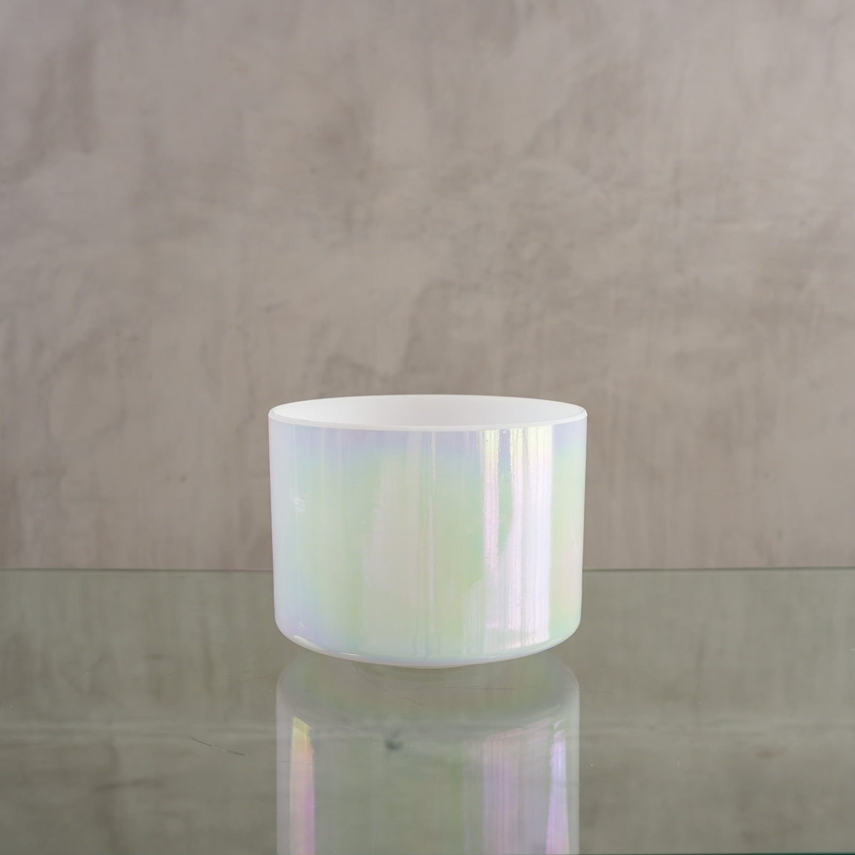 Crystal singing bowl 146896, upright view