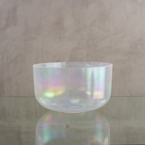 Crystal singing bowl 147583, upright view