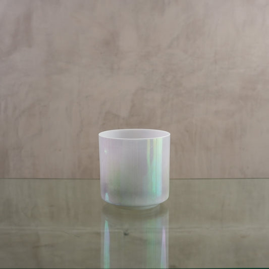 Crystal singing bowl 148741, upright view