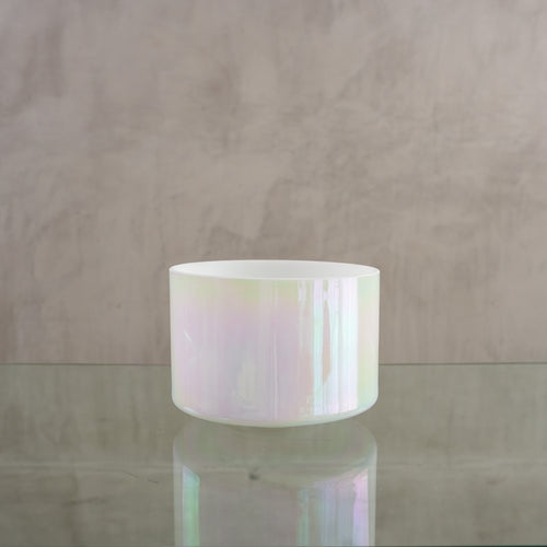Crystal singing bowl 148786, upright view