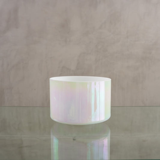 Crystal singing bowl 148786, upright view