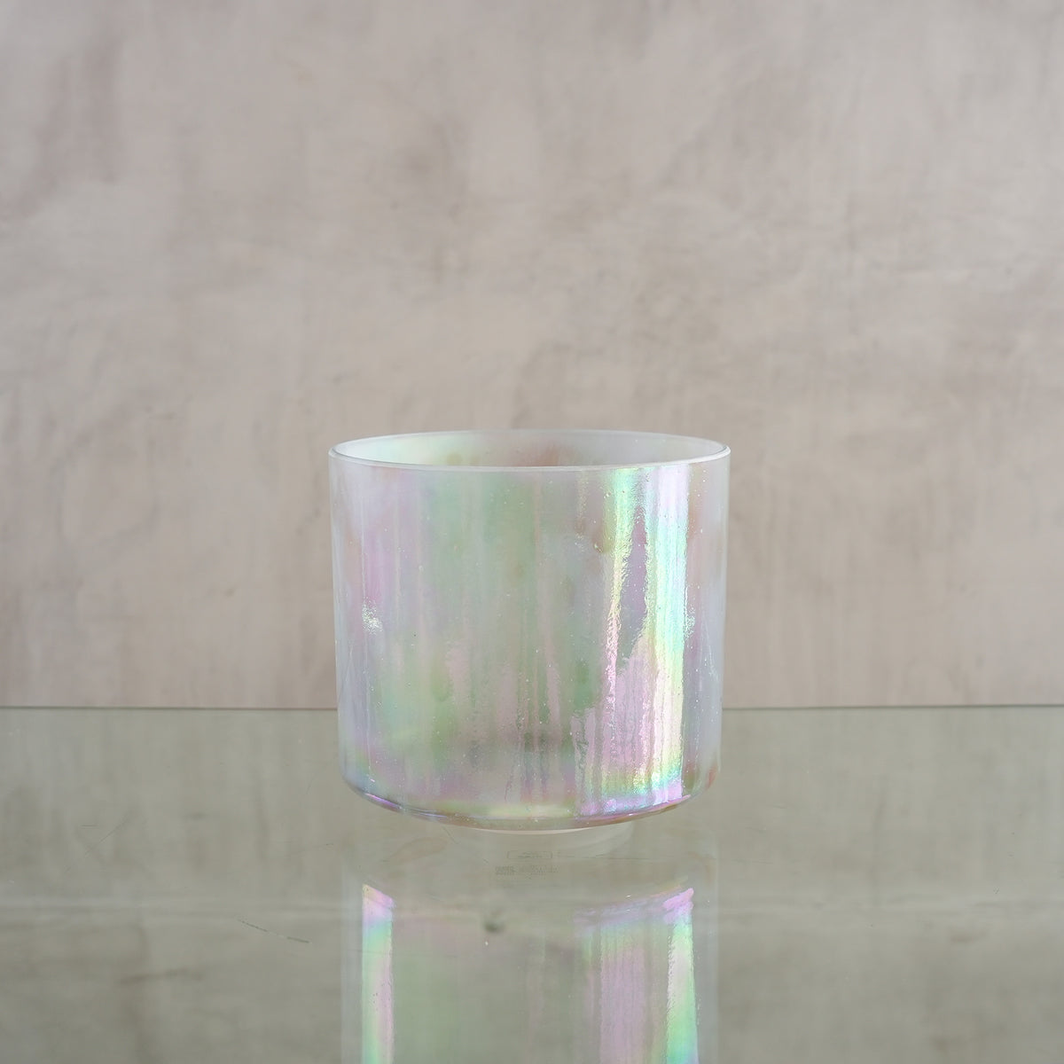 Crystal singing bowl 153261, upright view