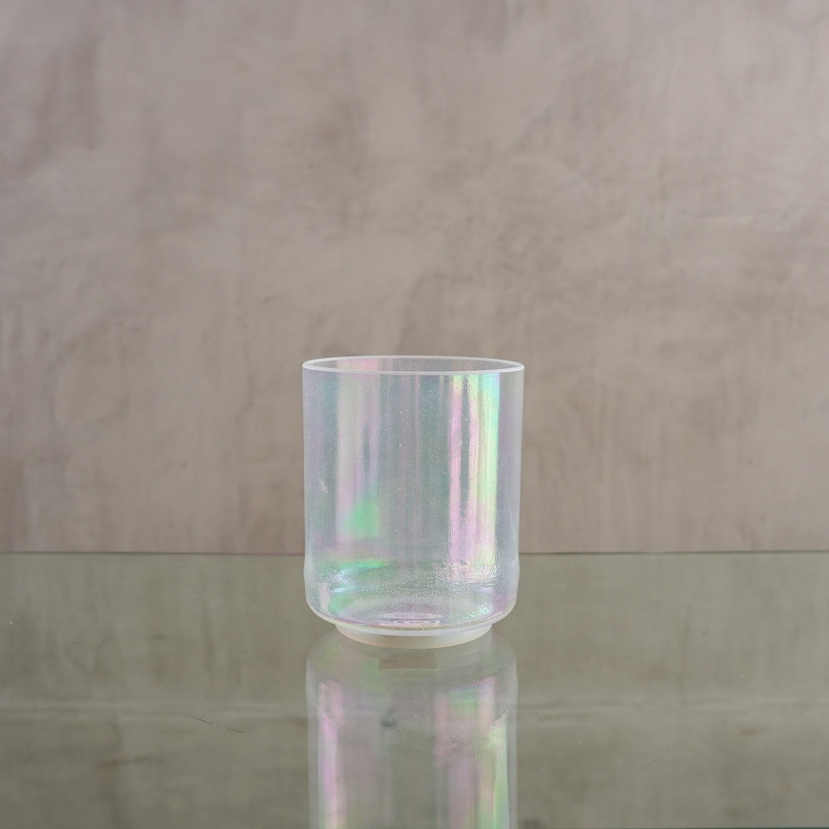 Crystal singing bowl 153465, upright view