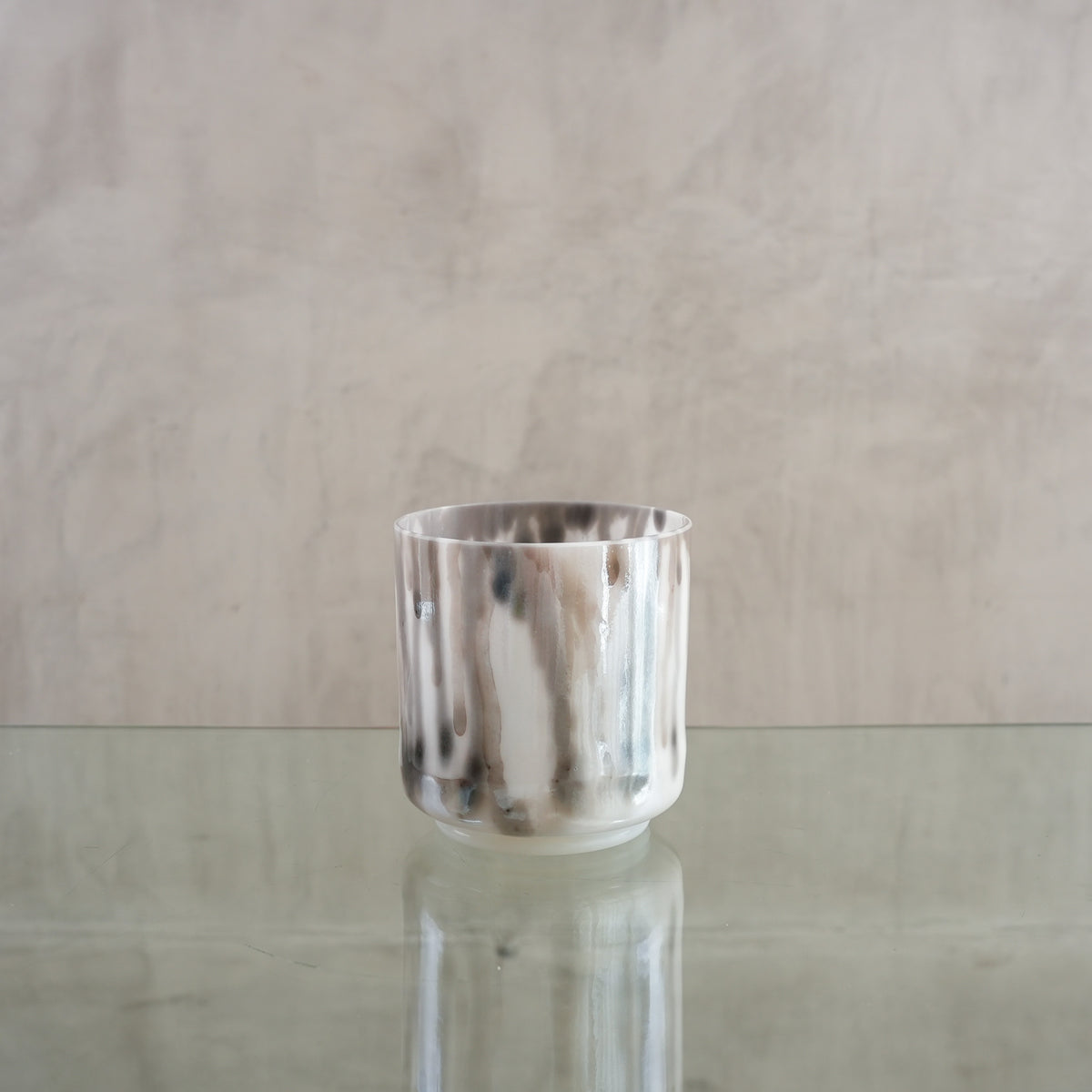 Crystal singing bowl 153653, upright view