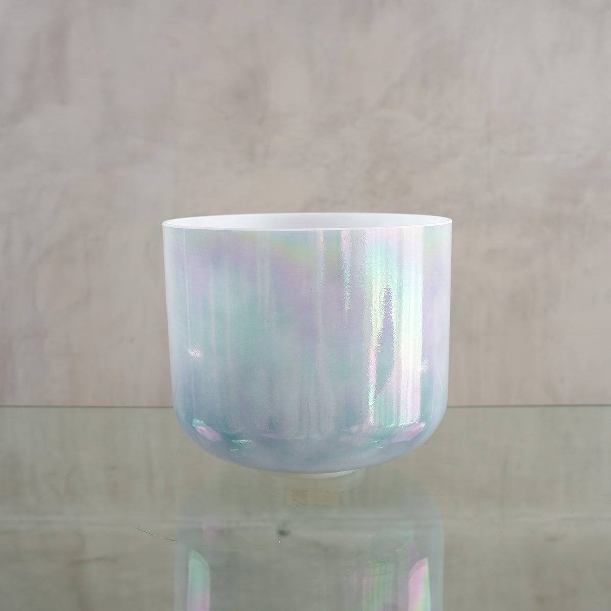 Crystal singing bowl 156587, upright view
