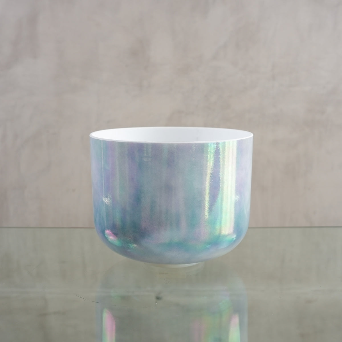 Crystal singing bowl 156593, upright view