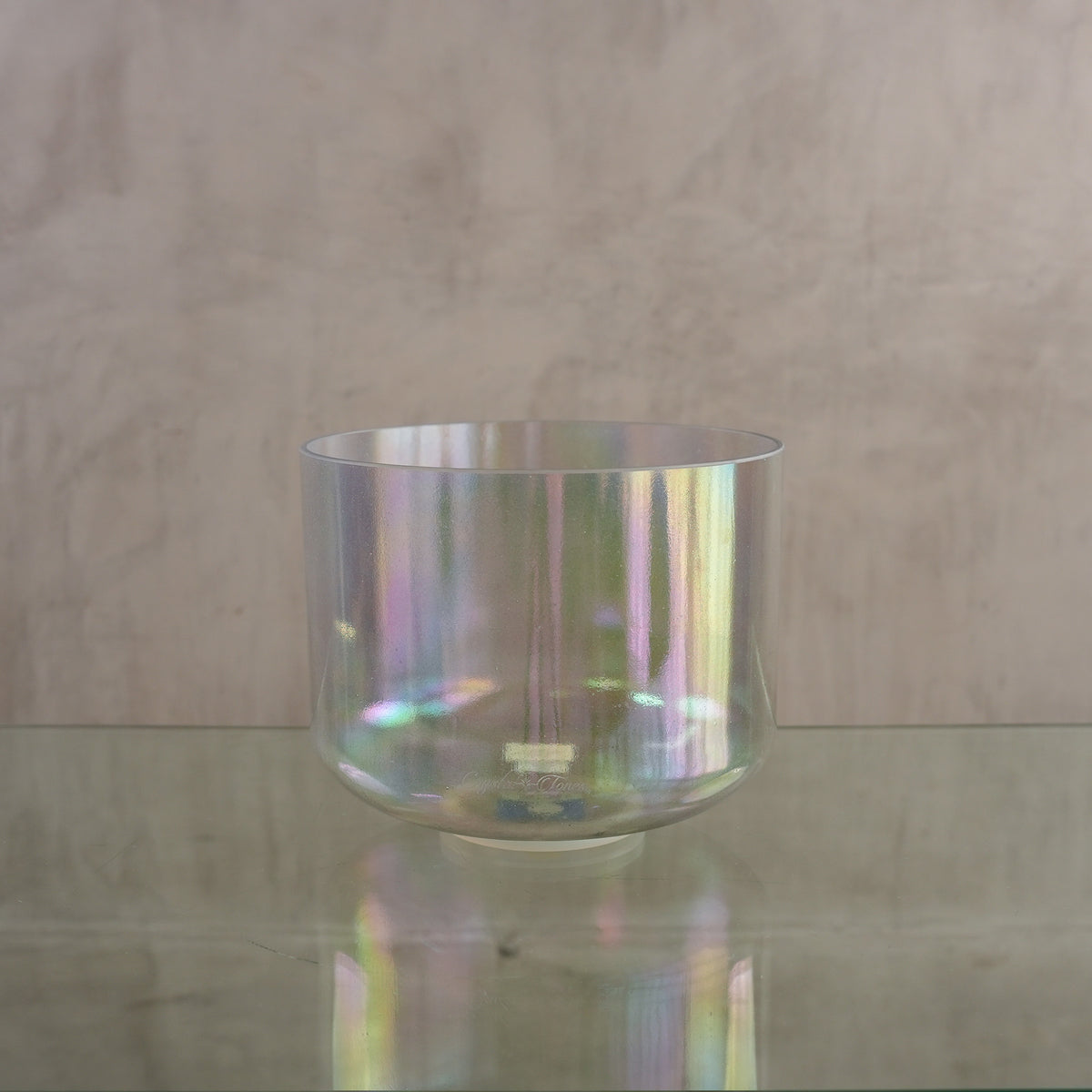 Crystal singing bowl 156624, upright view
