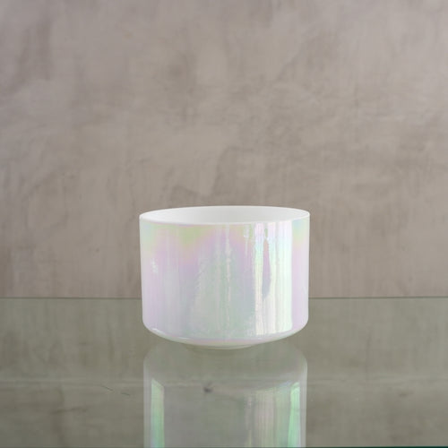 Crystal singing bowl 157288, upright view