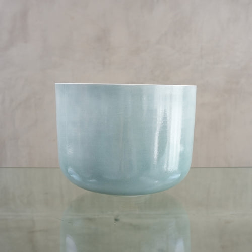 Crystal singing bowl 158368, upright view