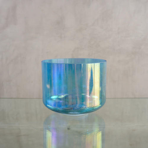 Crystal singing bowl 159999, upright view