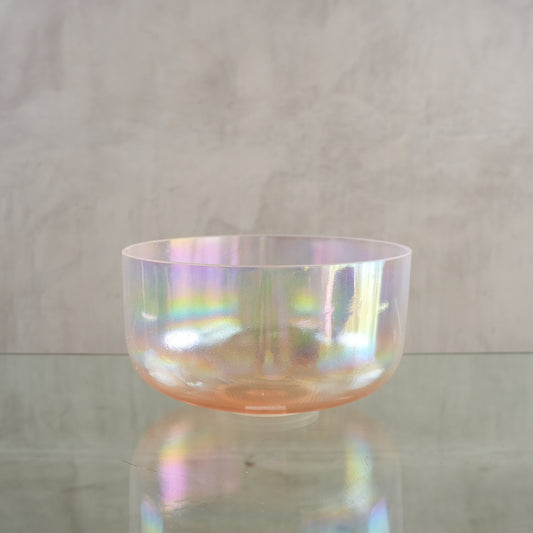 Crystal singing bowl 160991, upright view