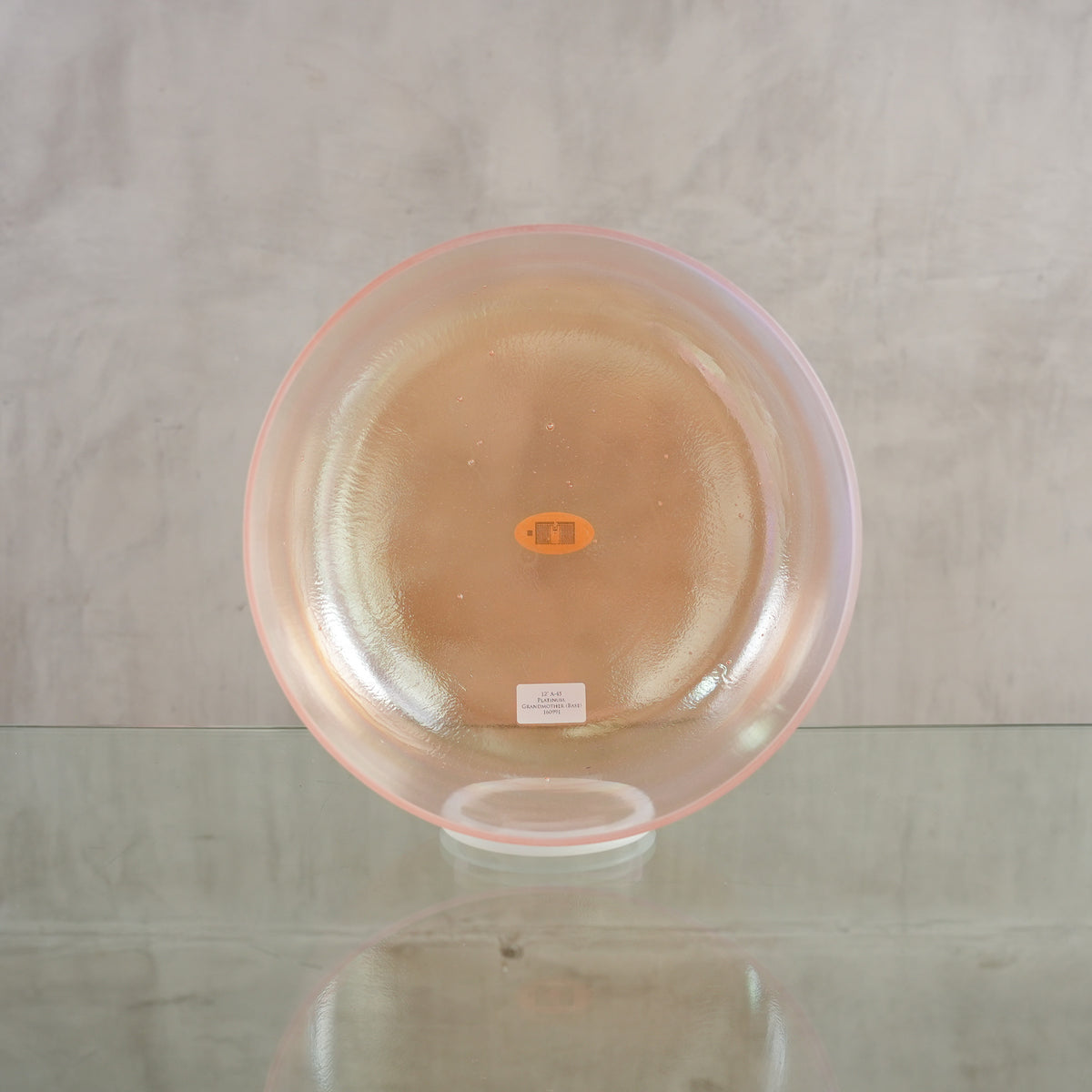 Crystal singing bowl 160991, facing view