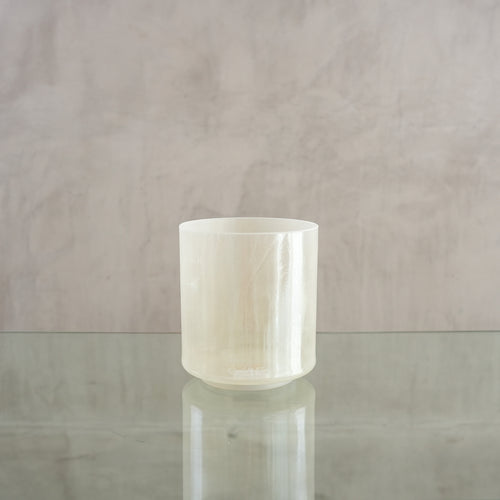 Crystal singing bowl 200034, upright view