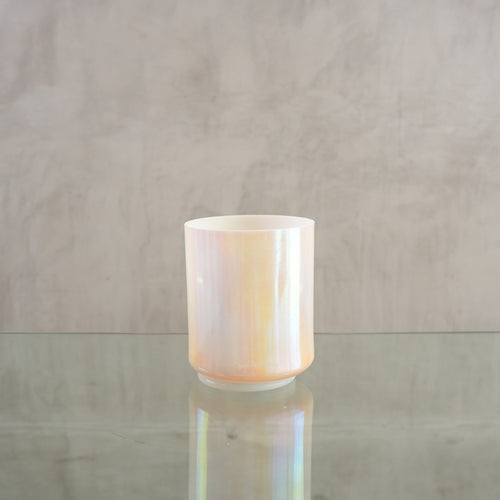 Crystal singing bowl 200044, upright view