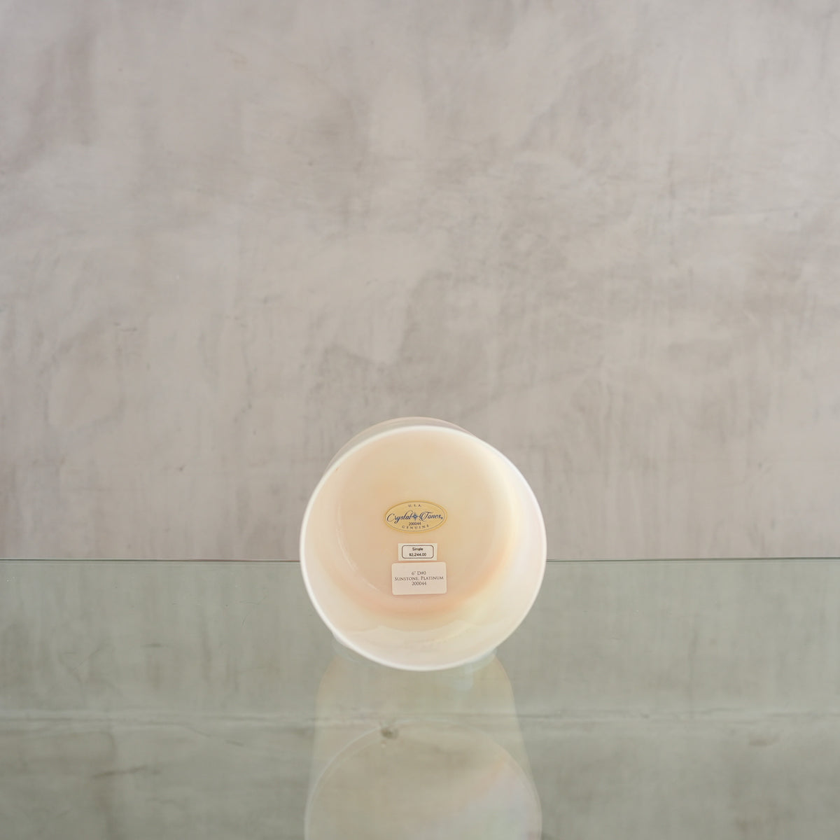 Crystal singing bowl 200044, facing view