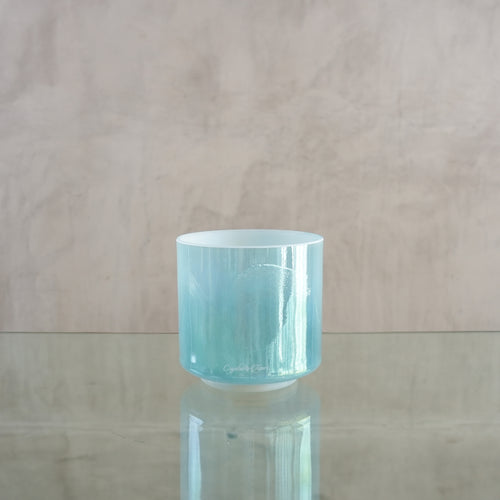 Crystal singing bowl 200106, upright view