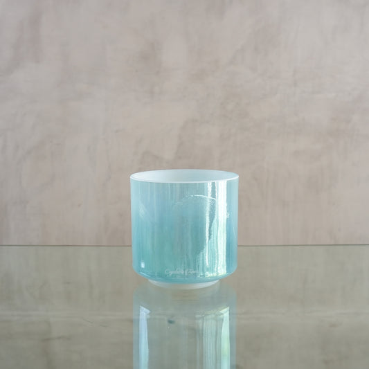 Crystal singing bowl 200106, upright view