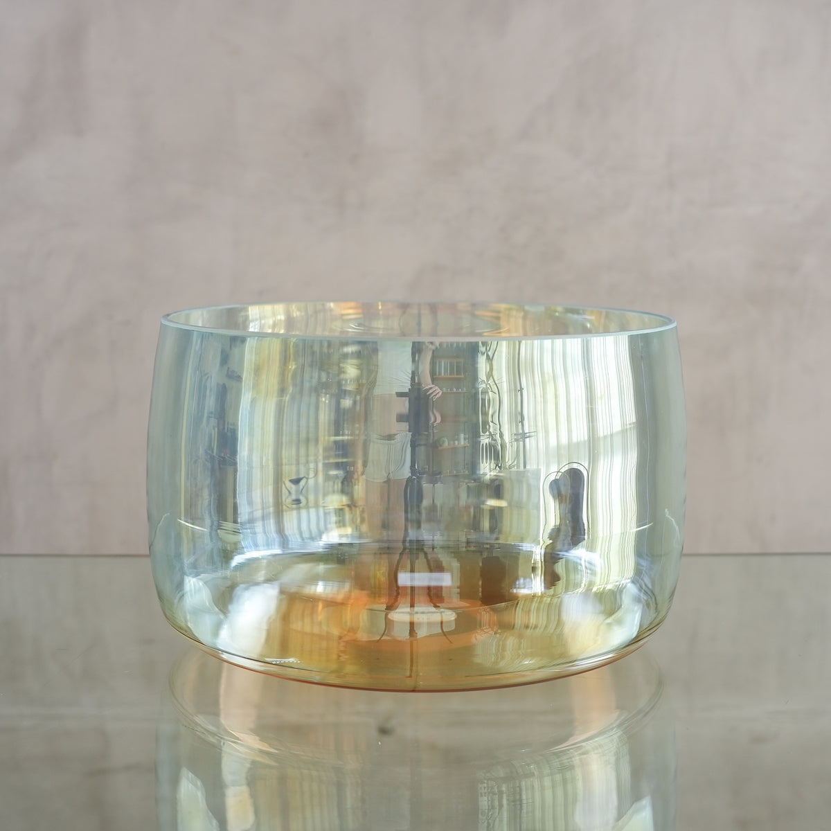 Crystal singing bowl 200139, alternate view