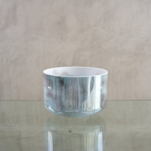 Crystal singing bowl 200223, upright view