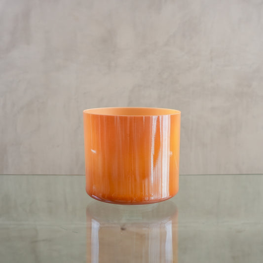 Crystal singing bowl 200275, upright view
