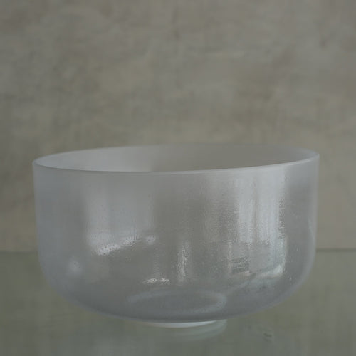 Crystal Tones Alchemy Bowl 12 in G-5 Androgynous Indium, Frosted Rim inside 153909