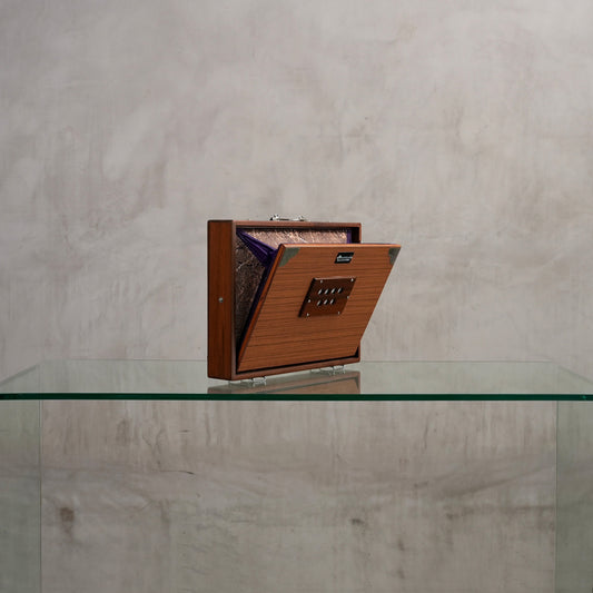 Shruti box