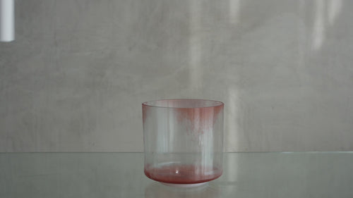 Crystal Tones 7 in D#-10 Ruby, White Light Aura Gold Morph Bowl | 127750 sound demo