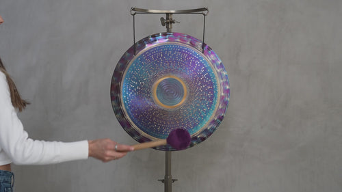 Grotta Sonora 19 in Handheld Gong E+25 167Hz | 190033 sound demo