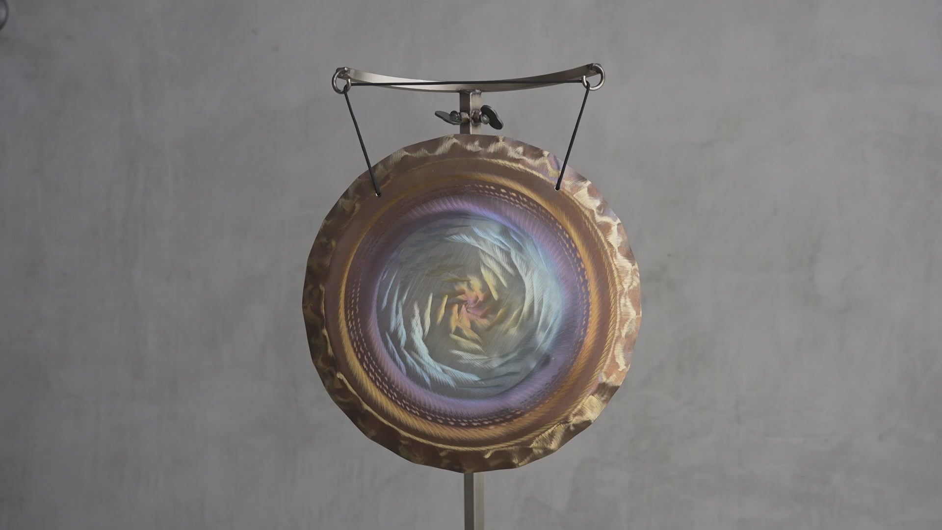 Grotta Sonora 15″ Handheld Gong C#+65 (3) 98Hz | 150023 sound demo