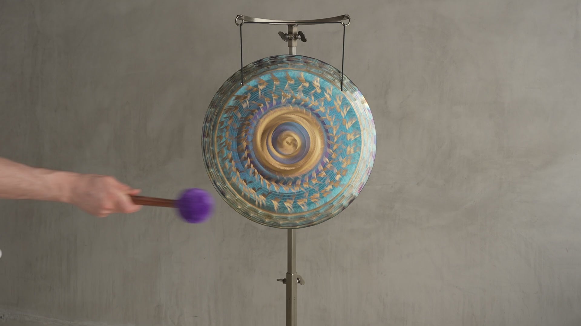 Grotta Sonora 19″ Handheld Gong D+20 48hz | 190031 sound demo