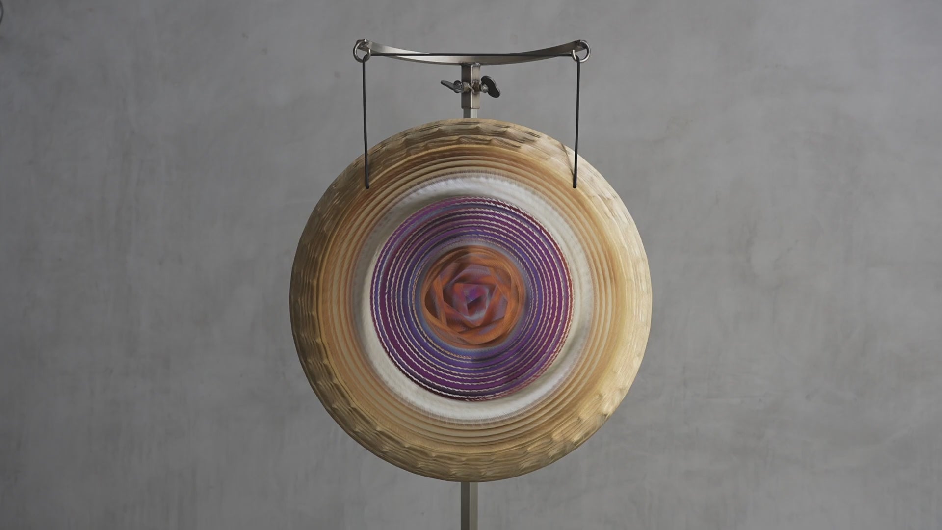 Grotta Sonora 19" Handheld Gong B-10(2) 121Hz | 190059 sound demo