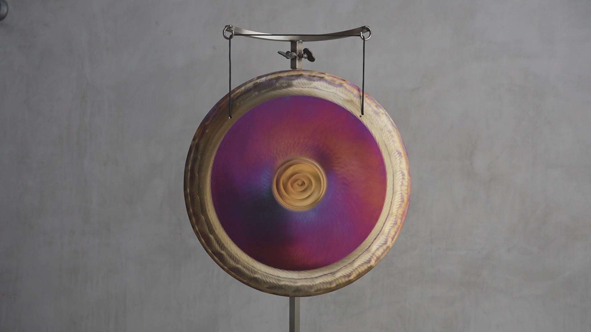 Grotta Sonora 19" Handheld Gong E+40(2) 84Hz | 190050 sound demo