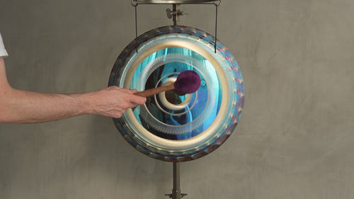 Grotta Sonora 19 in Handheld Gong B-30 121Hz | 190015 sound demo