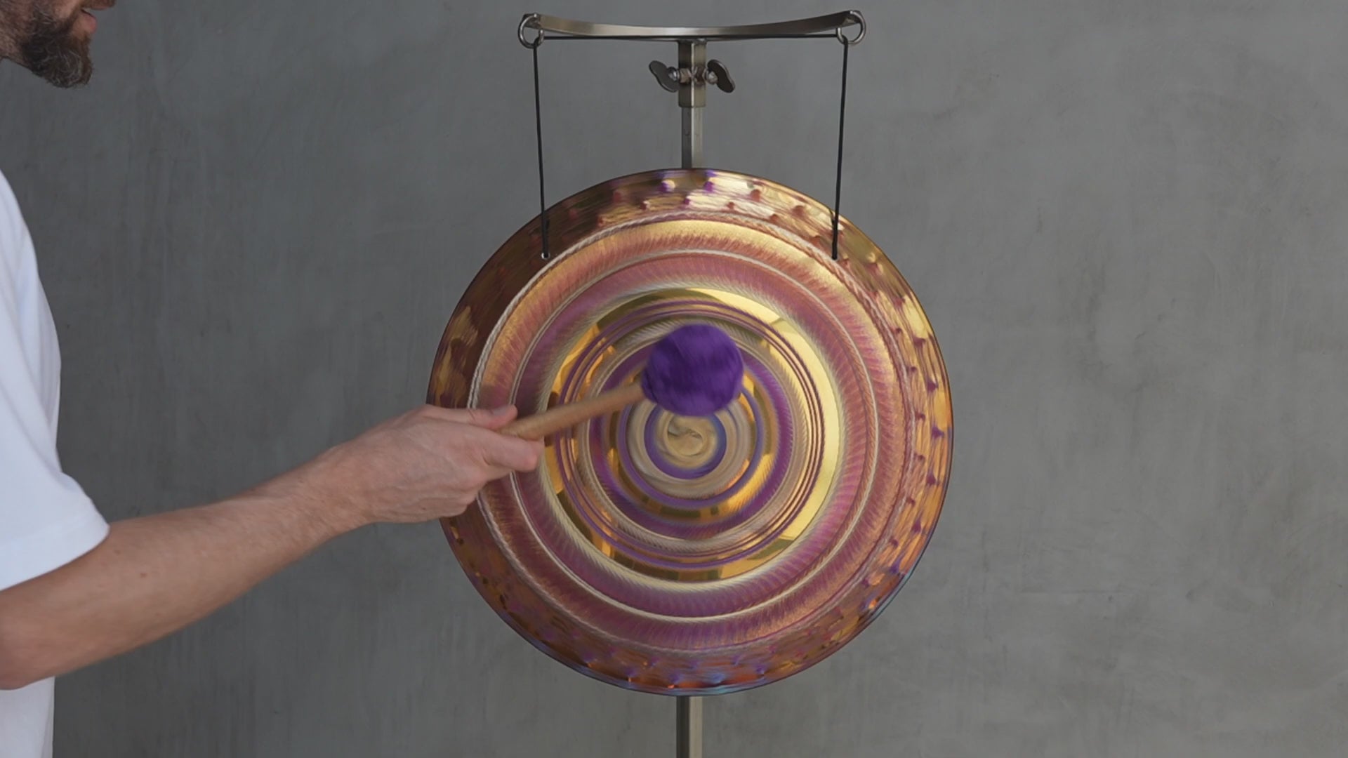 Grotta Sonora 19″ Handheld Gong D0 147Hz | 190028 sound demo