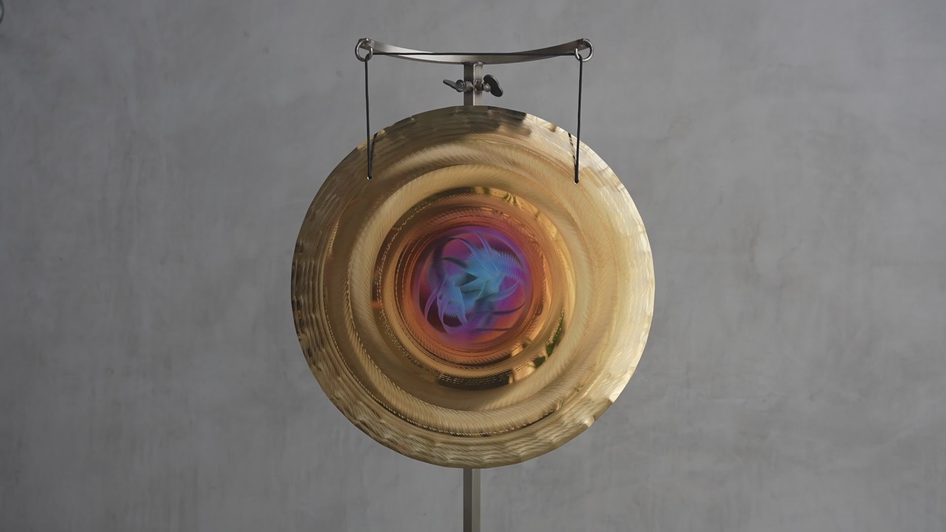 Grotta Sonora 19" Handheld Gong C-15(3) 124Hz | 190063 sound demo